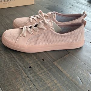 Rose pink Sperry shoes